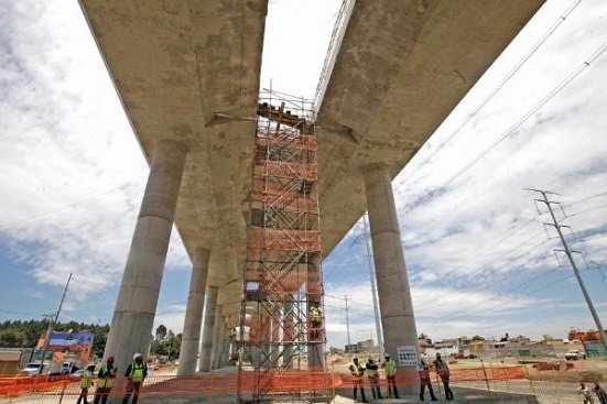 Próximo gobierno concluirá el tren México-Toluca, anunció Jiménez Espriú