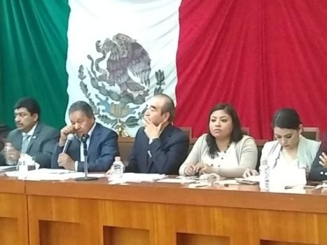 Recibe bancada de Morena a presidentes municipales por FEFOM