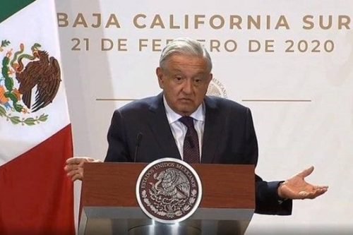 Critica López Obrador que, conservadores ahora sean feministas
