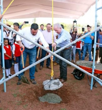 Inicia construcción de la Unidad de Estudios Superiores de #Luvianos