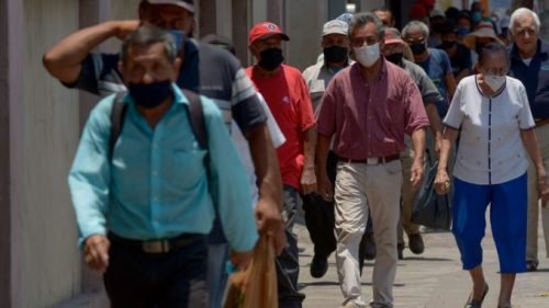 Sociedad relaja medias preventivas contra pandemia