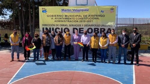 Gobierno municipal de Ayapango invierte 1 millón 800 mil pesos  en  la construcción de una techumbre en el CBT Doctor «Ruy Pérez Tamayo»
