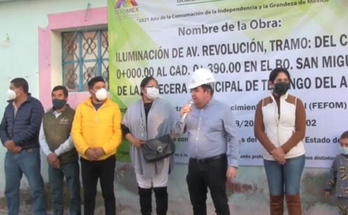 Dan banderazo de inicio a la iluminación en Av. Revolución en Tenango del Aire