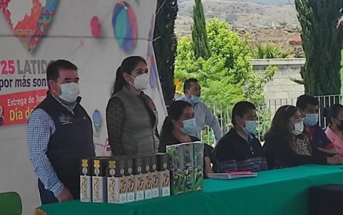 Termina Gira de Entrega de Juguetes en Tenango del Aire