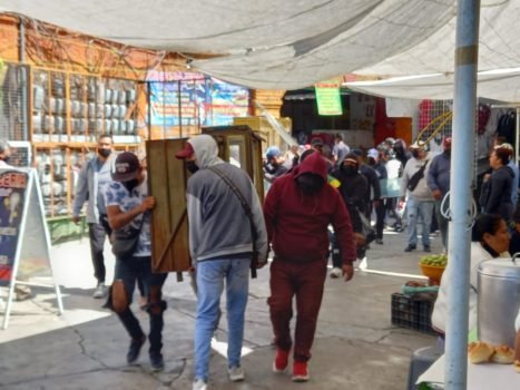 inicia reubicación de locatarios del Mercado Viejo Ignacio Zaragoza de Chimalhuacán