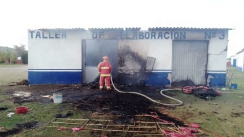 Se registra explosión de polvorín en Tultepec