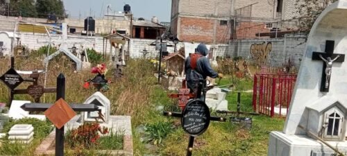 Implementan en Huixquilucan operativo de seguridad y limpieza de panteones por día de muertos