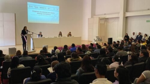 INTERNET PARA TODOS, GESTIÓN CUMPLIDA DE IVETTE TOPETE GARCIA CON LOS AMECAMEQUENSES