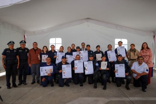 Policías Municipales de Texcoco se Gradúan como Técnicos en Atención Médica Prehospitalaria