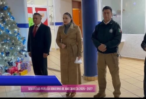 ENCABEZA ALCALDESA DRA. IVETTE TOPETE CAMBIO DE MANDO DE LA POLICÍA MUNICIPAL