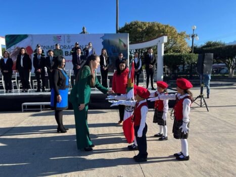 AMECAMECA CELEBRA EL 85 ANIVERSARIO DE LA BANDERA NACIONAL MEXICANA