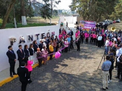 LA ALCALDESA DRA. IVETTE TOPETE GARCÍA INAUGURA NUEVO PANTEÓN MUNICIPAL EN LA DELEGACIÓN DE ZOYATZINGO