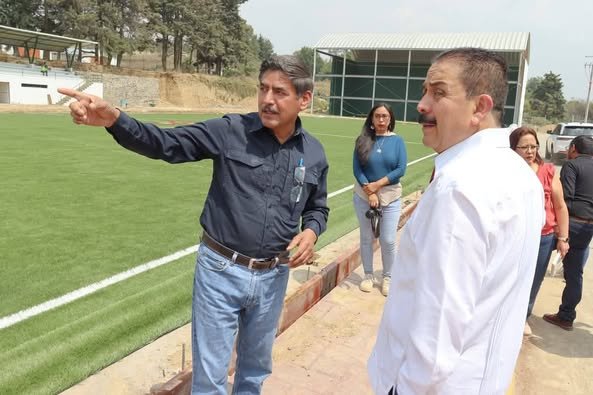 Visita del titular de Educación fortalece la infraestructura escolar en Tepetlixpa