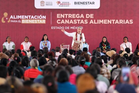 Secretaría de Bienestar lleva apoyo integral a mujeres en Donato Guerra