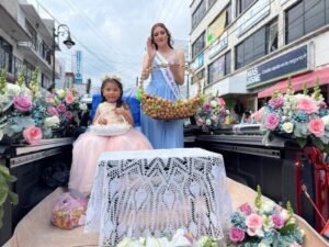 LA ALCALDESA DRA IVETTE TOPETE INAUGURA OFICIALMENTE LA 40ª FERIA DE LA NUEZ AMECAMECA 2025