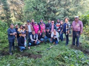 Gobierno de Amecameca realiza exitosa jornada de reforestación en San Juan Grande con medio millar de árboles