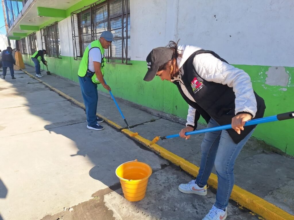 Así se trabaja en el gran municipio de Amecameca: realizan jornada de limpieza en San Pedro Nexapa