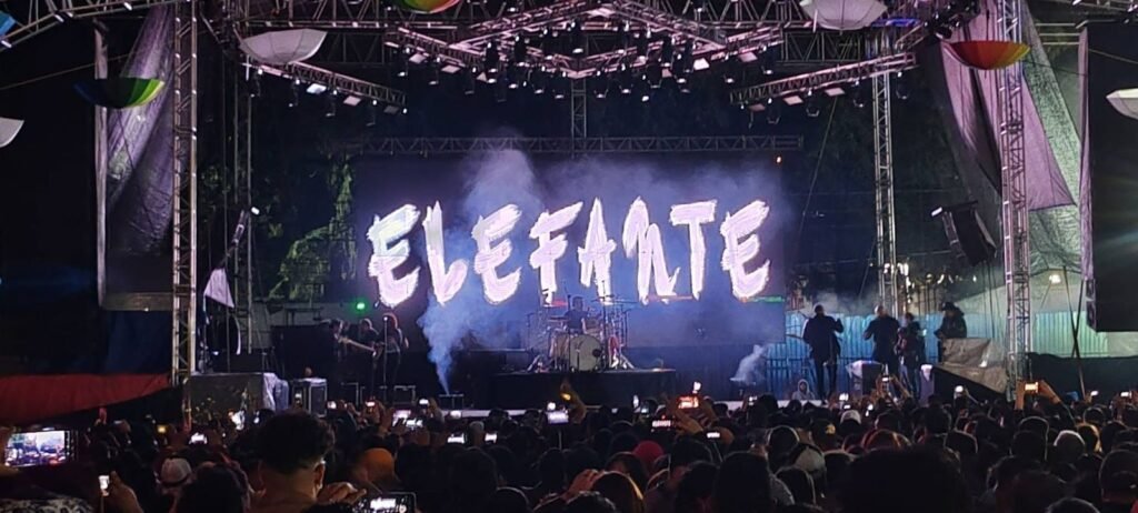 Éxito rotundo: Feria de la Nuez Amecameca 2025 cierra con broche de oro con Grupo Elefante