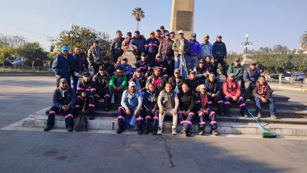 Gobierno de Amecameca celebra y reconoce la labor del equipo de Limpia en el Día del Barrendero