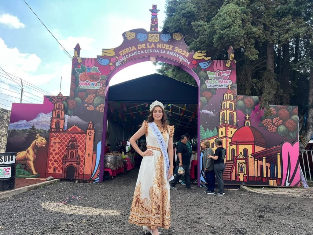 Scarlett Flores, Reina de la Nuez, invita al tercer día de la Feria con Vagón Chicano como estelar