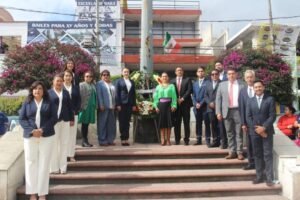 Alcaldesa Ivette Topete rinde homenaje a los héroes de Chapultepec