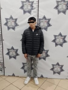 Detienen a dos presuntos responsables de robo en el centro de Amecameca