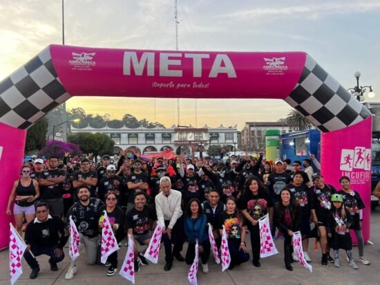 EL GOBIERNO DE AMECAMECA CONCLUYE CON ÉXITO LA “CALAVERITA RUN” E INVITA A LA CIUDADANÍA A LA SOLEMNE VELACIÓN CON LA CATRINA