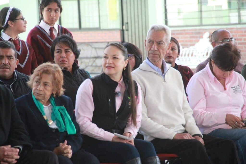 Amecameca fortalece infraestructura educativa con nuevo arcotecho en la Secundaria Vicente Guerrero
