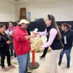 Éxito en jornada de apoyo alimentario: alcaldesa Ivette Topete entrega 10 mil kilos de papa en Amecameca