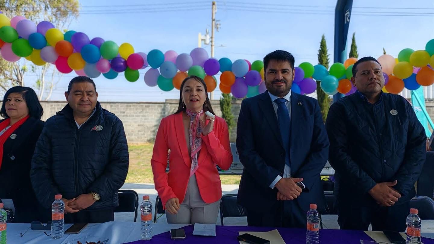 Asiste alcaldesa Ivette Topete al concurso de rondas infantiles de la Supervisión 01 de primarias en Amecameca