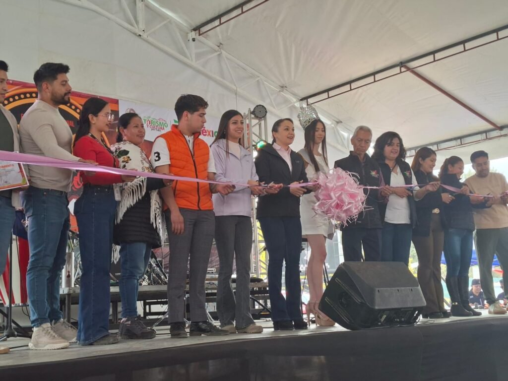 Alcaldesa Ivette Topete García inaugura el Festival Internacional del Taco y el Asado en Amecameca