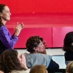 Delfina Gómez acompaña a Claudia Sheinbaum en lanzamiento de Olinia, el primer auto eléctrico mexicano en EdoMéx