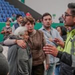 Delfina Gómez supervisa a familias evacuadas tras fuga de gas en Nezahualcóyotl