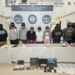 Detienen en Metepec a exfuncionario de Michoacán y cuatro personas más por presunta red de extorsión